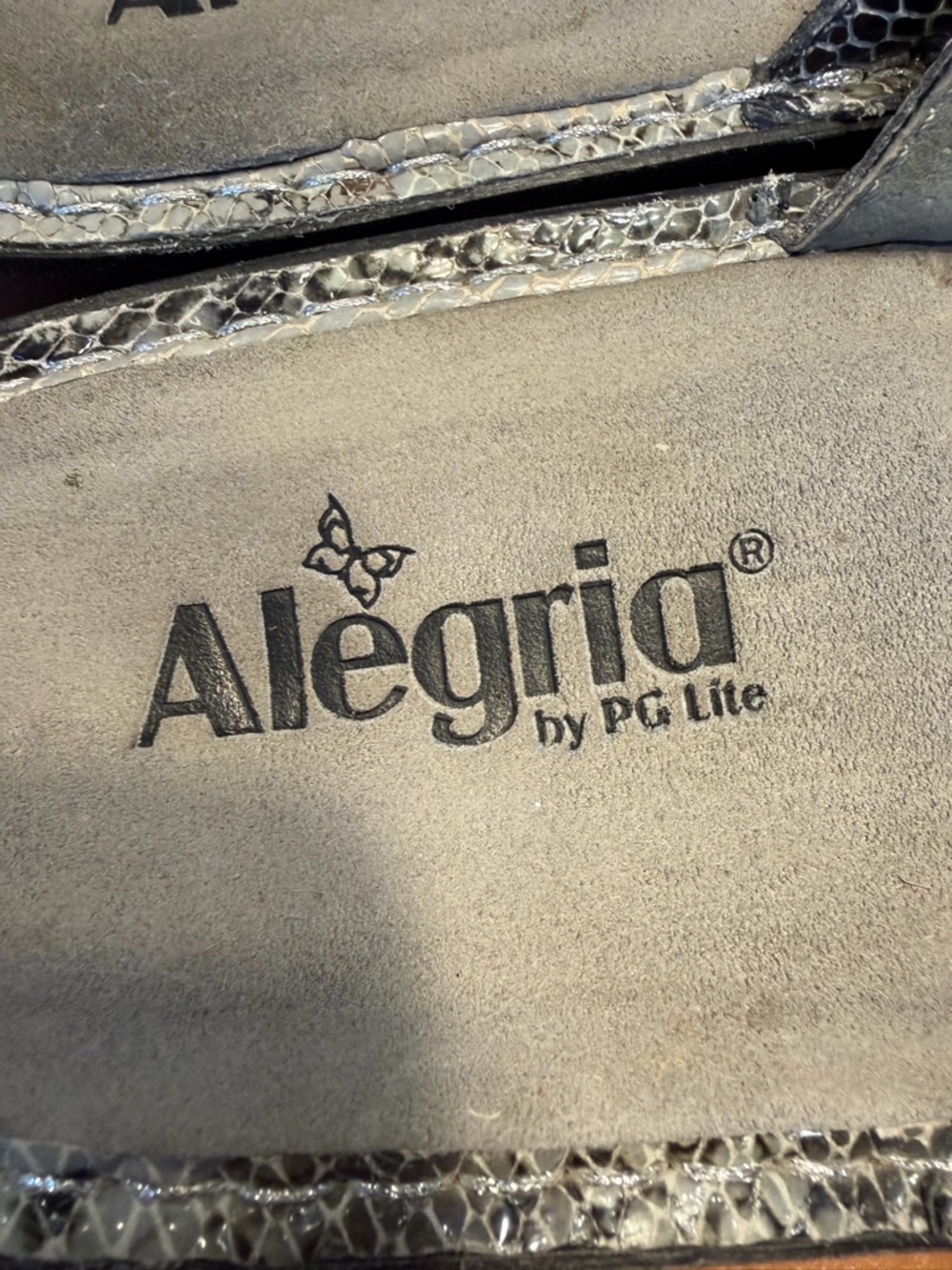 Alegria Boho Snakeskin Leather Mary Jane Clog Mule Gray/Black (GUC) - Picture 3 of 16